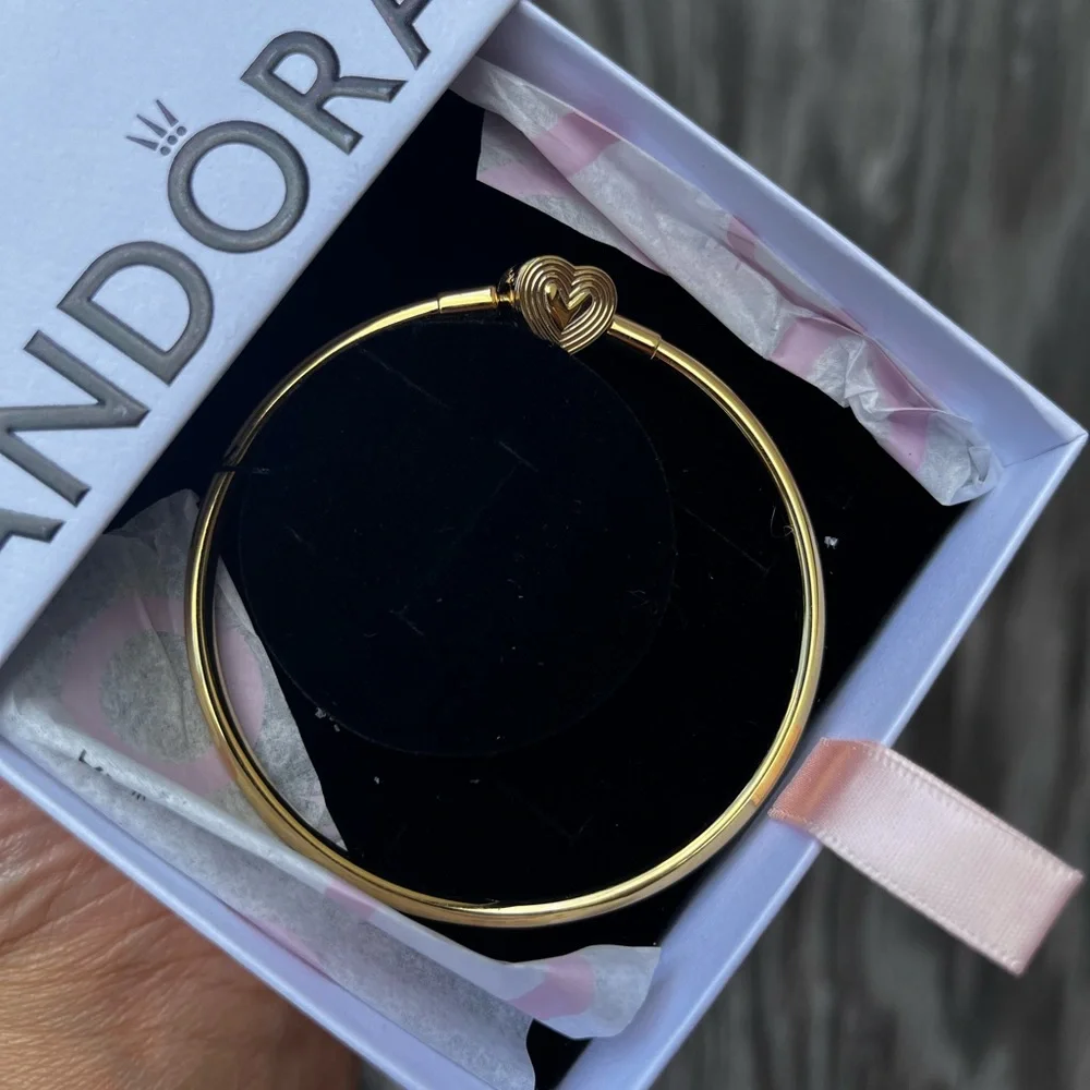 Brand New Pandora radiating heart clasp bangle Bracelet 14k gold plating - Picture 2 of 7